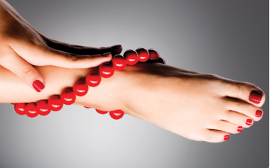 Gél lakkozás lépései a lábon